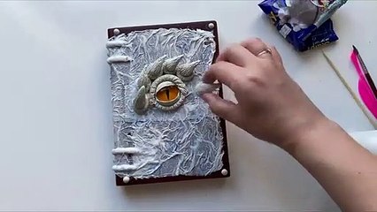 DIY Notepad Decor Idea - Notebook Cover - 3d dragon eye made of modelling clay