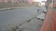 Delincuentes usan vehículos para robar en El Alto