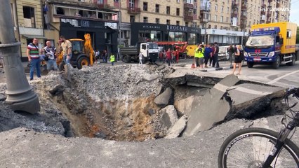 Rússia ataca fábrica de cerâmica em Sloviansk