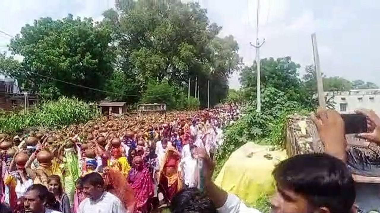 डाबरा में रामकथा के आगाज पर निकाली  कलशयात्रा,...