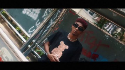 MC STΔN - BROKE IS A JOKE ( Official Music Video )