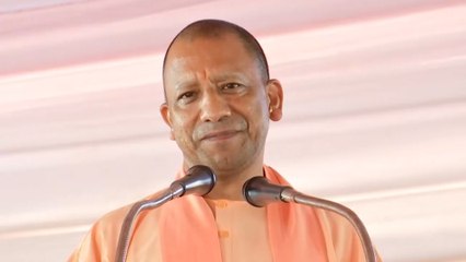 Gorakhpur: महायोगी विवि के पहले स्थापना दिवस में शामिल हुए CM Yogi