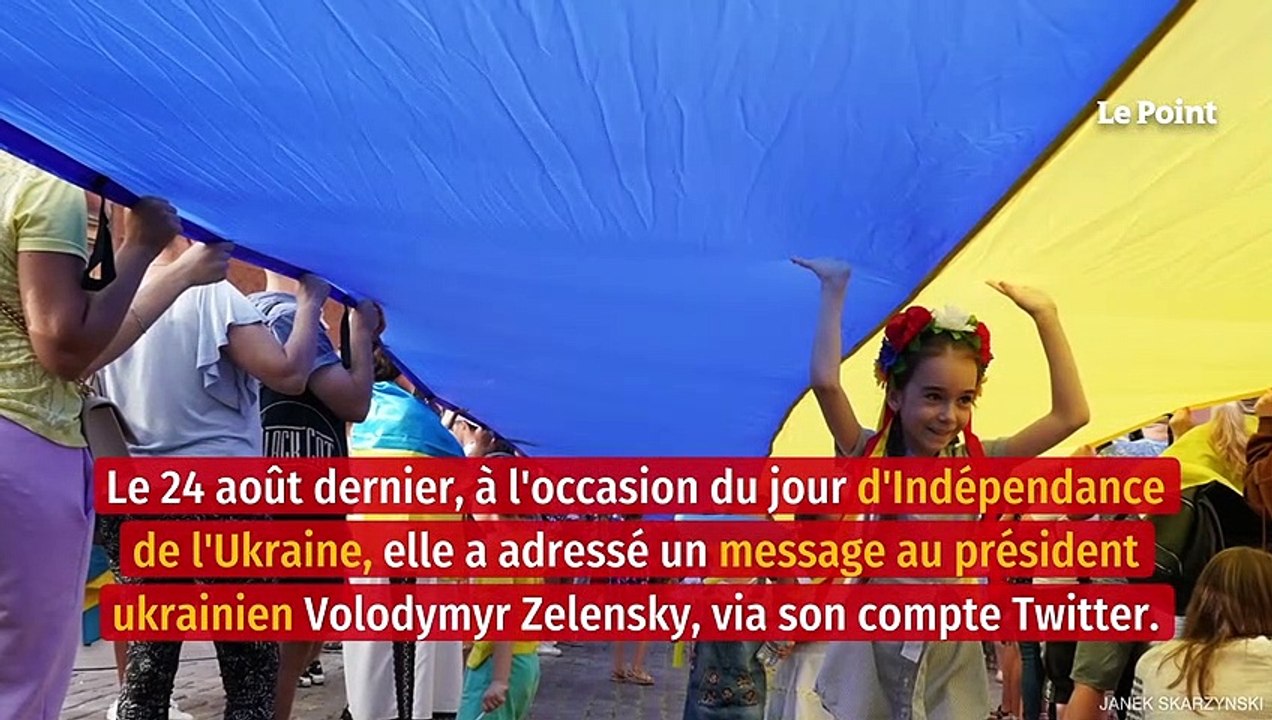 La reine Elizabeth II a reçu un beau cadeau d’Ukraine Vidéo Dailymotion