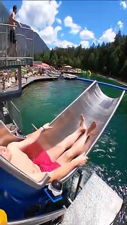 Le boulet de canon humain aquatique