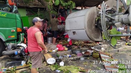 Kecelakaan Maut Di Bekasi, Tewaskan 10 Orang