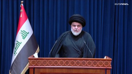 Apoiantes armados do líder religioso Al-Sadr retiram de Bagdade.