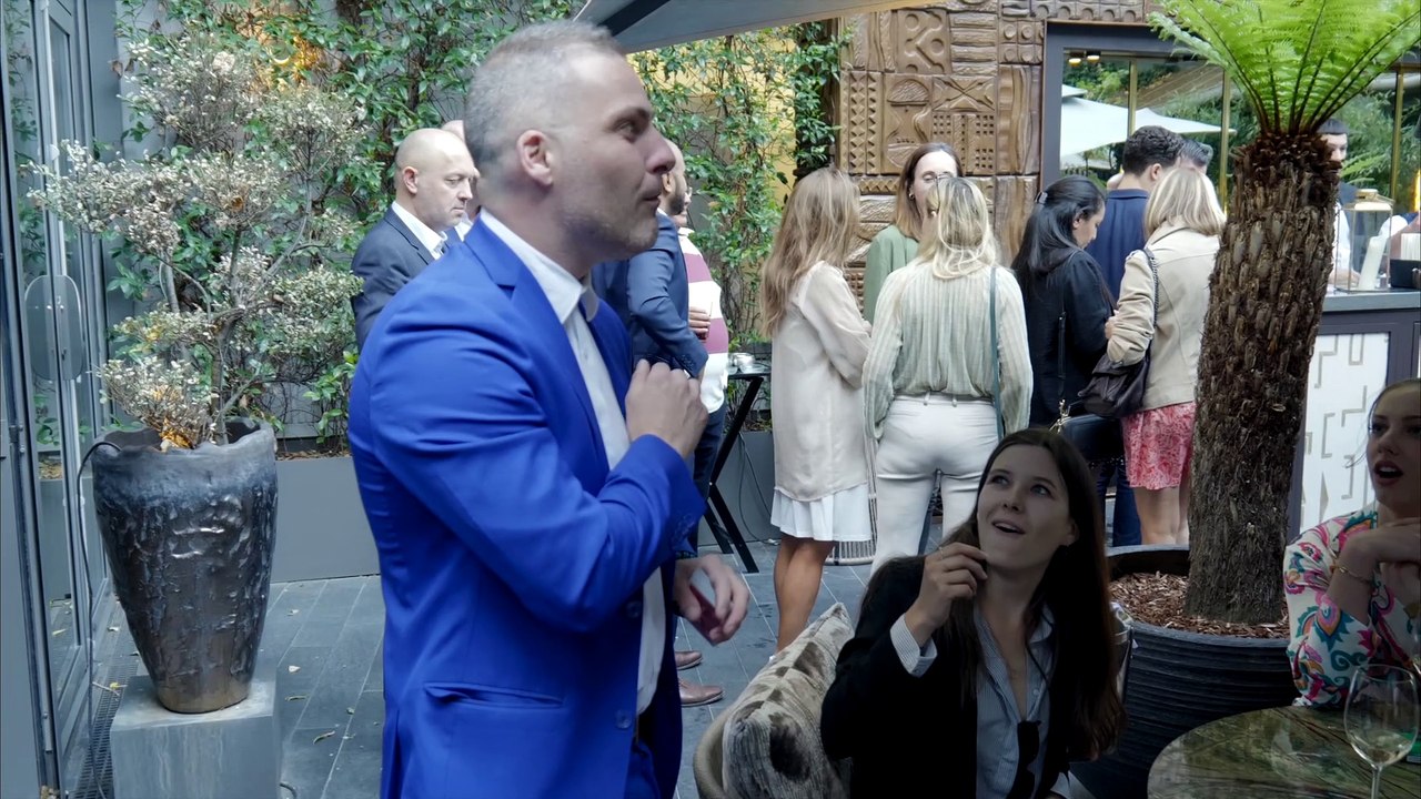 Animation magie mentalisme, magie digitale sur Paris Île-de-France