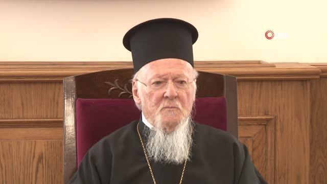 Fener Rum Patriği 1. Bartholomeos, Gençleri kucaklamak amacıyla yapılan bir toplantıdır