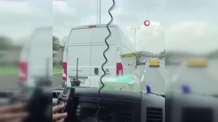 Ambulansa yol vermeyen sürücüye ceza, hakkında adli işlem başlatıldı
