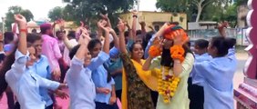 चिमनपुरा कॉलेज में पहली बार छात्रा बनी छात्रसंघ अध्यक्ष, छात्राओं ने अध्यक्ष संग डीजे पर डांस कर मनाई जीत की खुशी, देखिए VIDEO