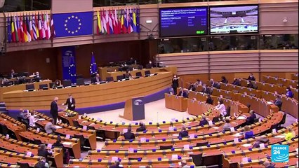 Serbia y Kosovo llegan a acuerdo que permitirá libre circulación entre ambos países