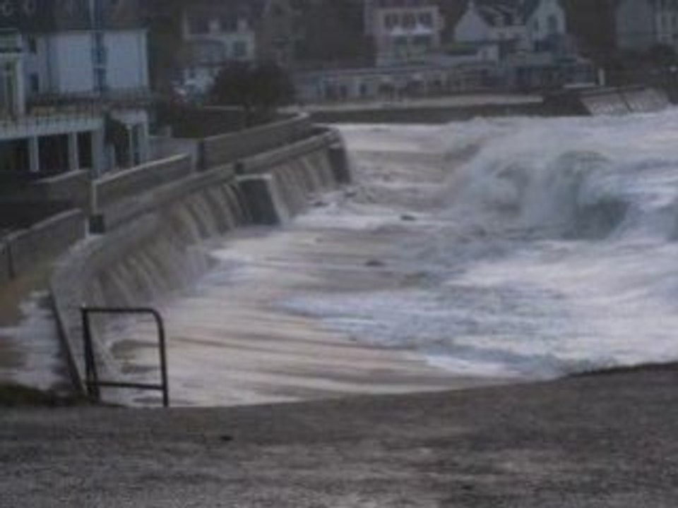 tempête à Douarnenez (sables-blancs) Mars 2008 n2