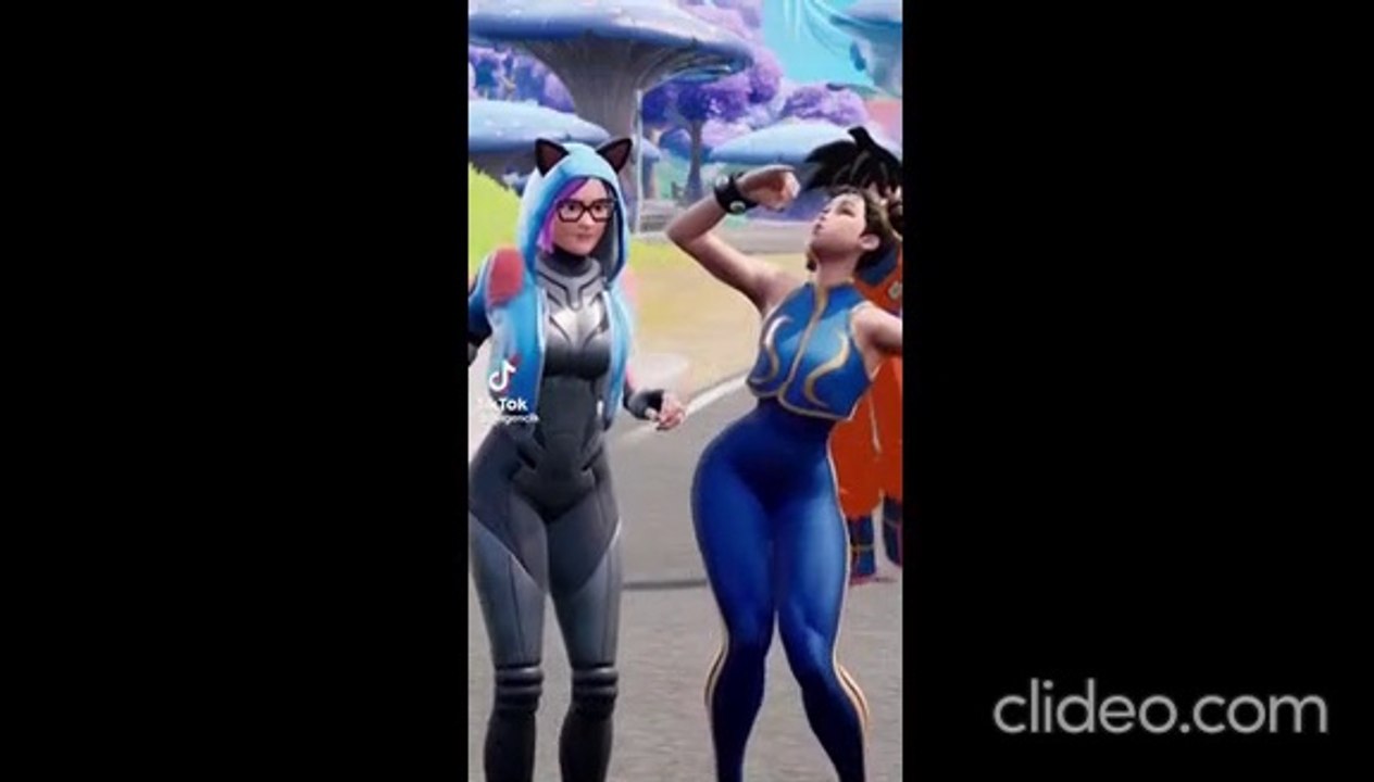Goku en fornite me roban la moto risas