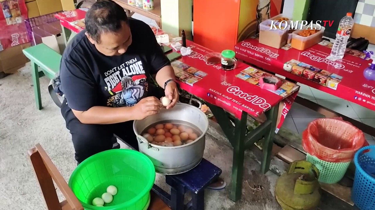 Menengok Imbas Harga Telur untuk Pengusaha Waru...