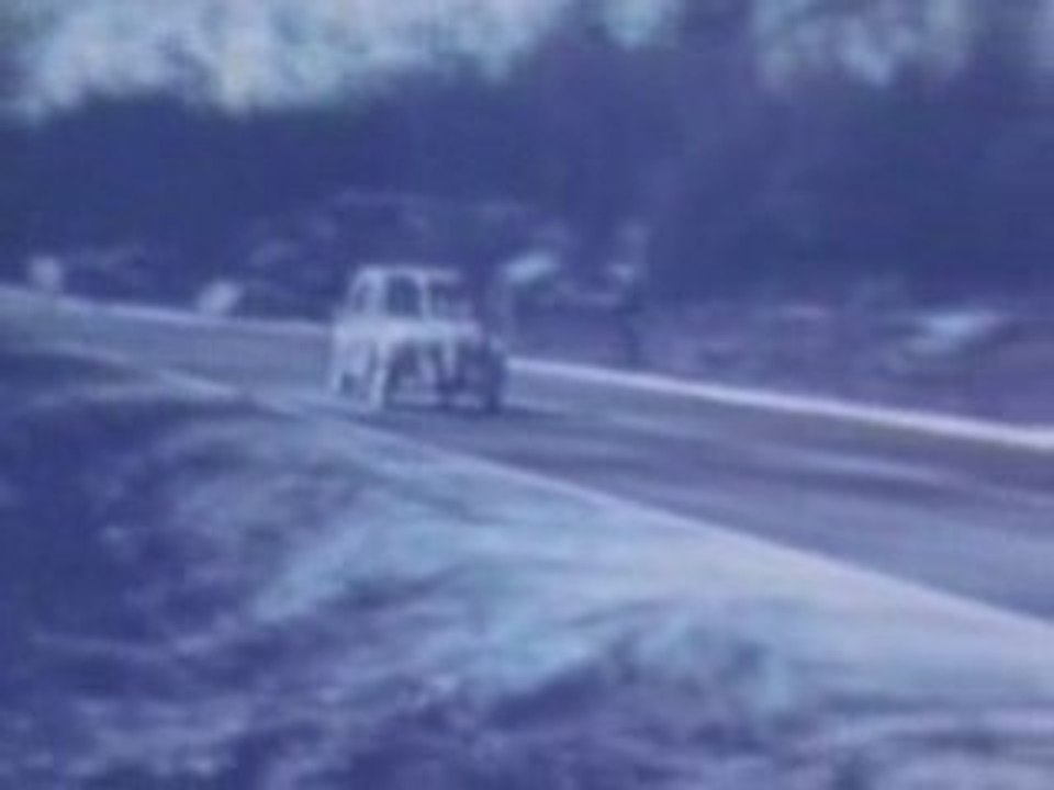 Citroen 2CV Crash test