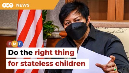 Back constitutional amendment to allow citizenship through mothers, Azalina tells MPs