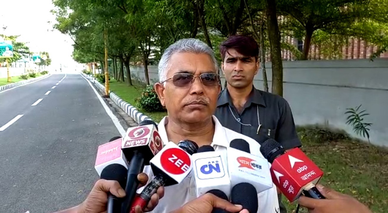 সিন্ডিকেট আর কাটমানির জন্য প্রশিক্ষণ নিতে হয় না, রাস্তায় দাঁড়ালেই হয়ে যায় : দিলীপ | Oneindia Bengali