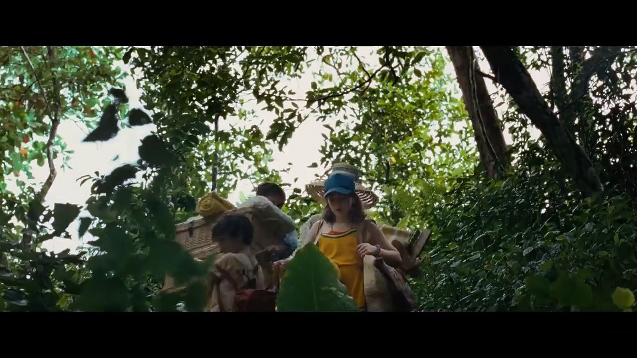 Old Bande-annonce (EN)