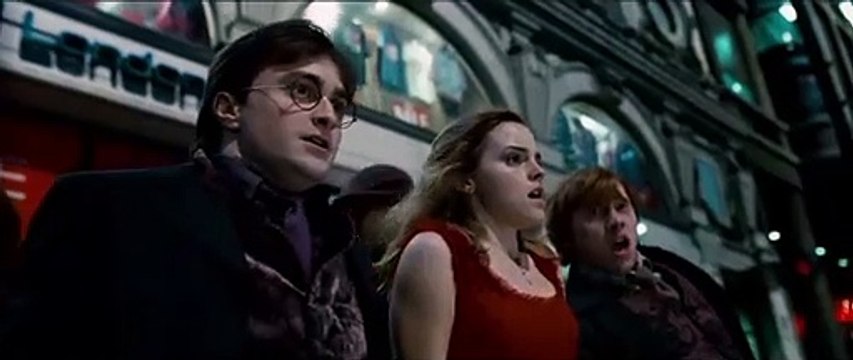 Harry Potter et les Reliques de la mort : 1ère partie Bande-annonce (IT)