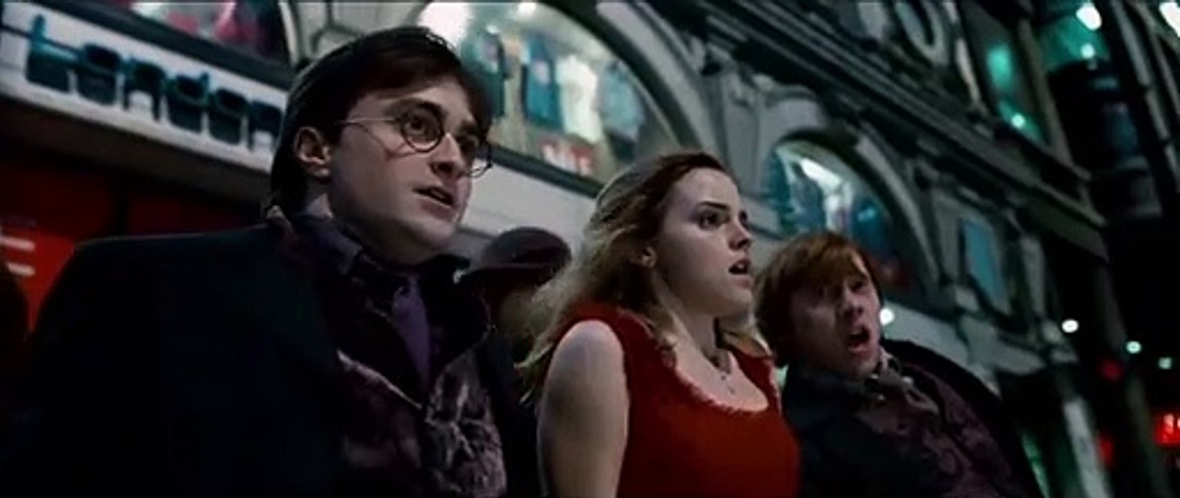 Harry Potter et les Reliques de la mort : 1ère partie Bande-annonce (IT)