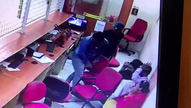 उदयपुर के मणप्पुरम गोल्ड लोन बैंक में दिन दहाड़े लूट