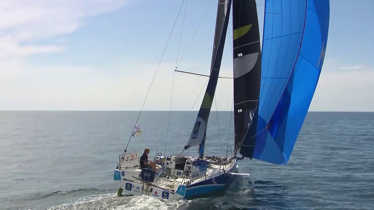 LA SOLITAIRE DU FIGARO 2022 : LOÏS BERRHAR lois SKIPPER MACIF 2022