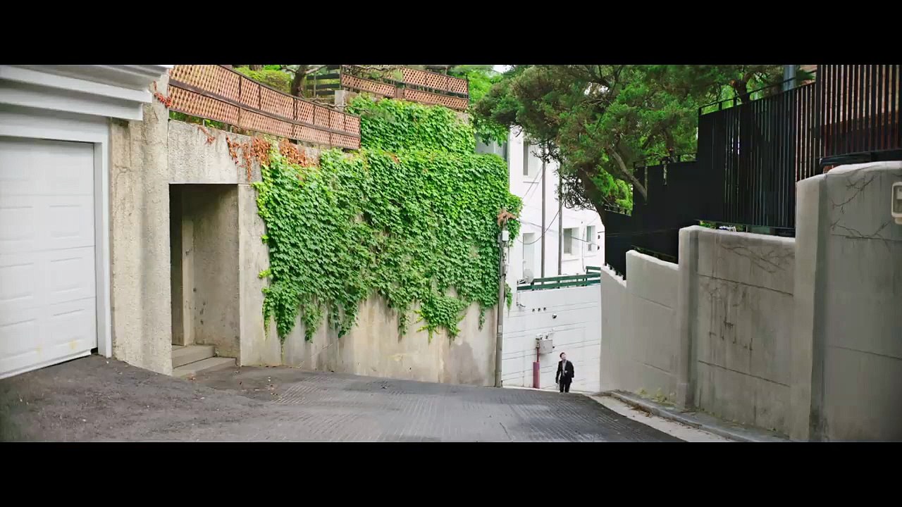 Parasite Bande-annonce (DE)