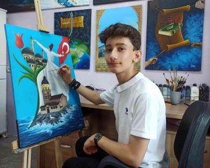 Son Dakika | Trafik kazasının ardından resim yapmaya başladı, Türkiye birincisi oldu