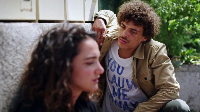 Plus belle la vie : [Indiscrétion] – Baptiste et Emma unis contre Justine