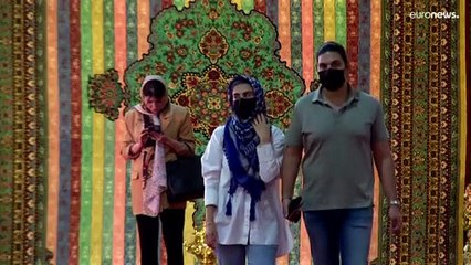 شاهد: السجاد العصري يفترش مكانه تدريجا في الإنتاج الإيراني