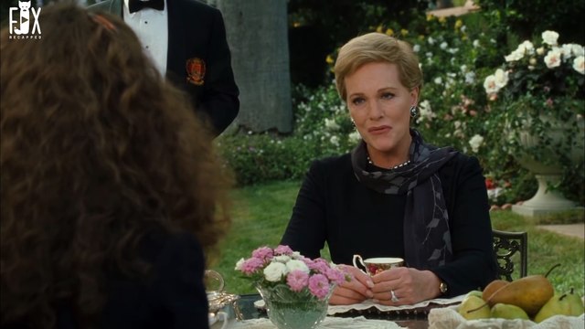 These Bullies Don't Know That The Student They Are BUllying Is The Queen