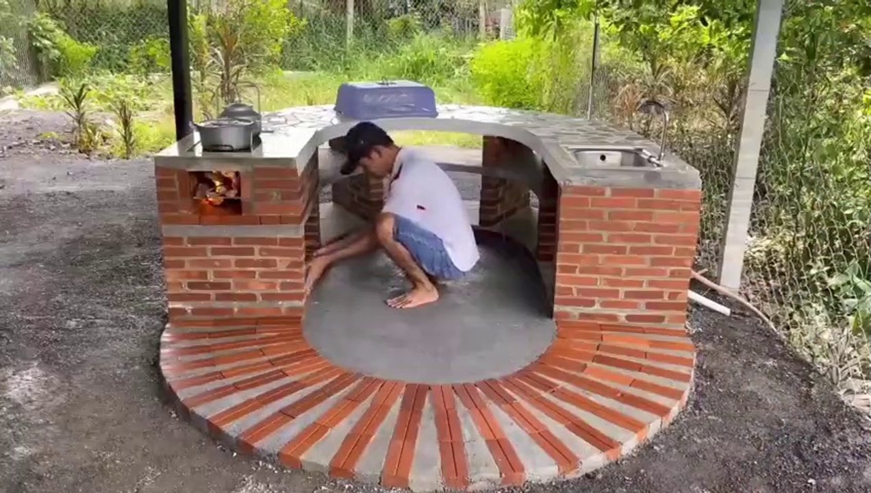 How to build a large multifunction wood stove especially suitable for indoor and outdoor