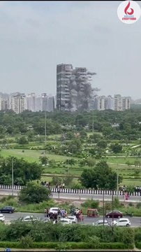 Noida Supertech Twin Towers Demolished Video | नॉएडा सुपरटेक ट्विन टावर्स ध्वस्त एक झटके में