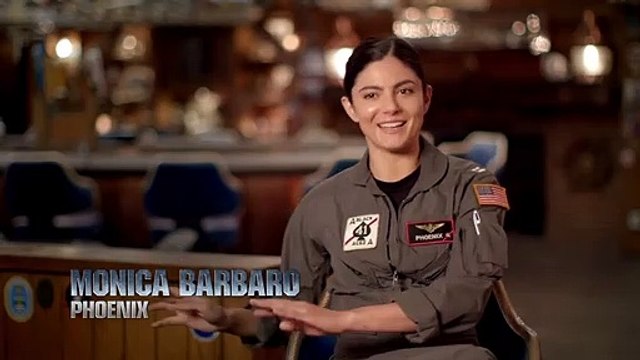 T O P G U N M A V E R I C K Tom Cruise flies with Jennifer Connelly (2022) - Buzz Buddy