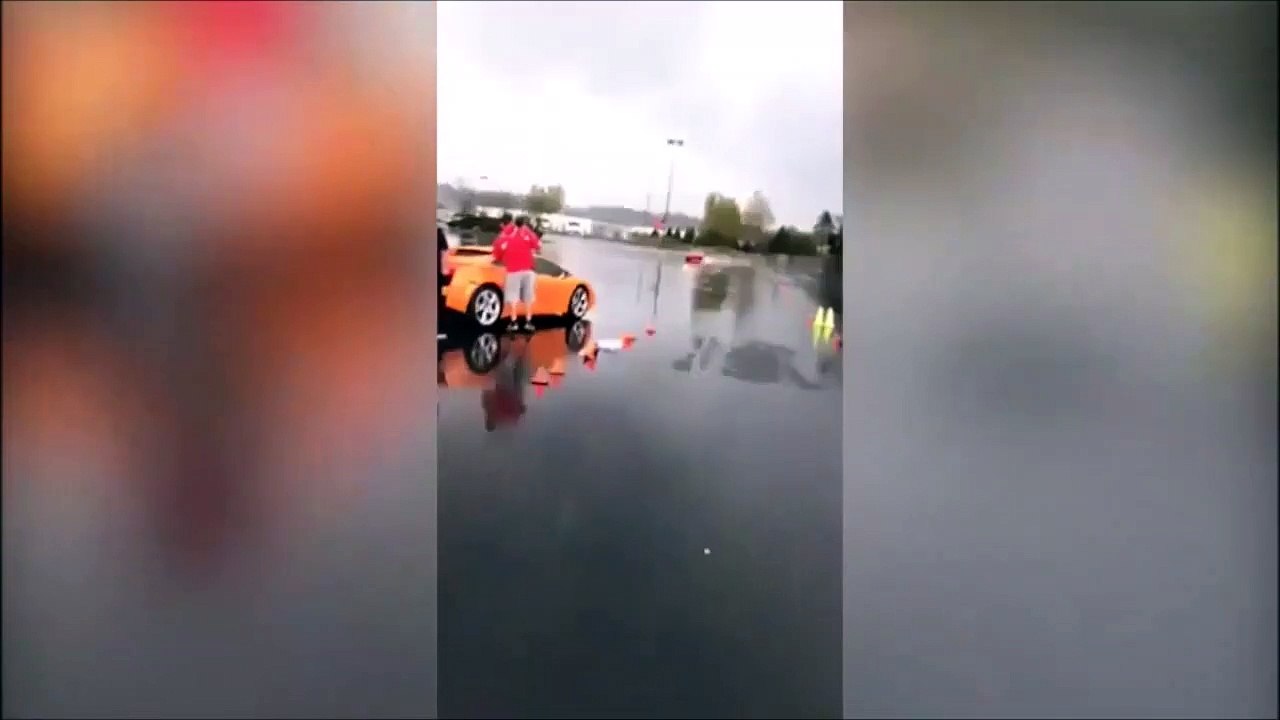 Quel dommage  quand une Ferrari impacte une Lamborghini !