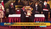 Tacna: rechazaron con huevos e insultos visita del presidente Pedro Castillo