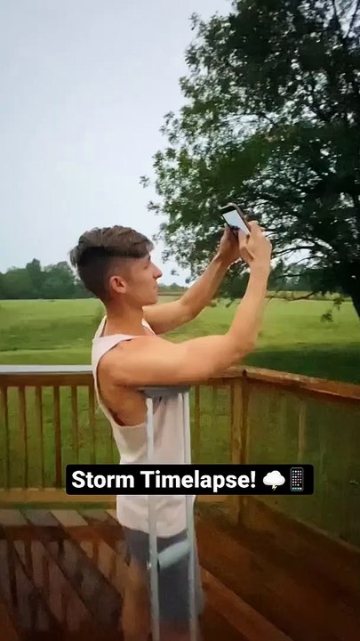 Smartphone VS $5000 Camera!