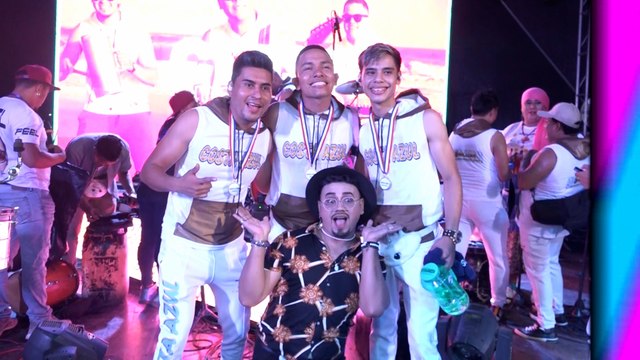 Costa Azul pone a bailar a más de 50 mil nicaragüenses en un concierto lleno de algarabía