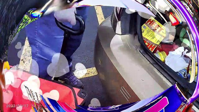 Going to the pantry l shopping l people and blogs l Powerdirector 20.compressed