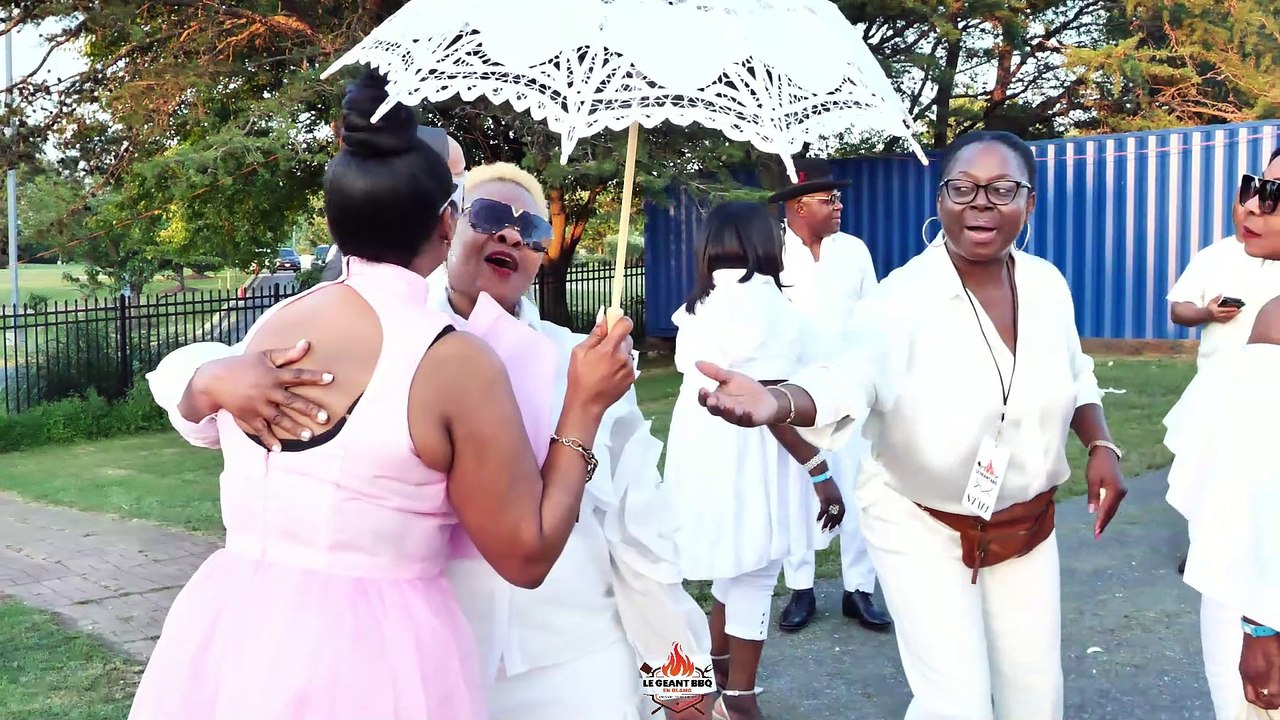 LE GEANT BBQ EN BLANC D'AOÜT 2022 COMME SI VOUS Y ETIEZ by PRESTIGE