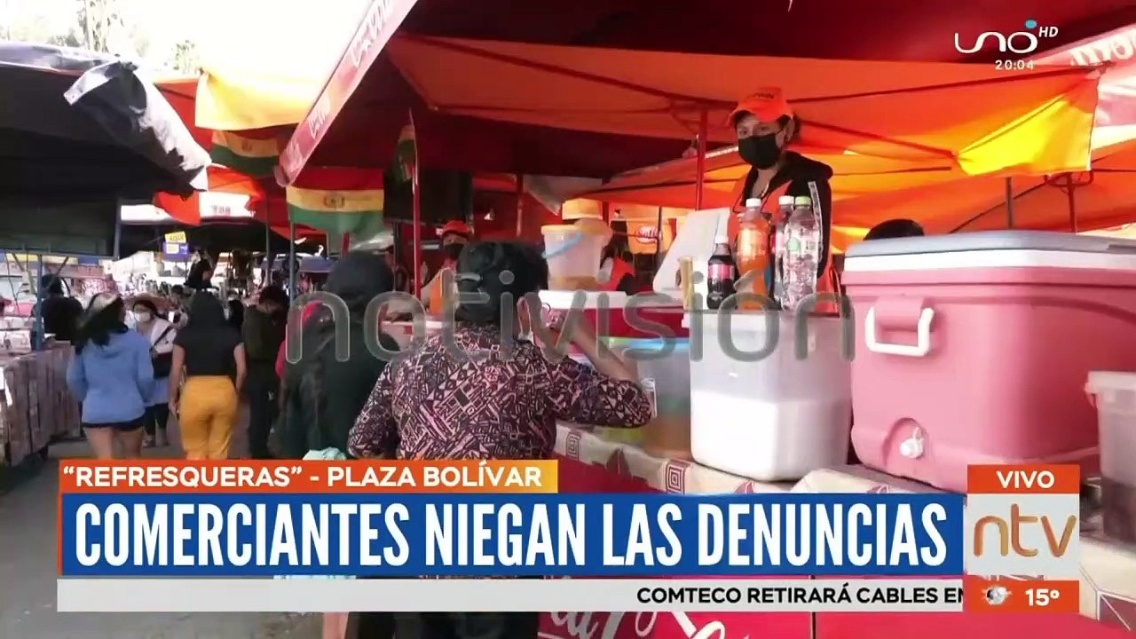 Denuncian que llevan agua de la fuente a las refresqueras de la plaza Bolívar