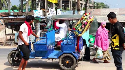 New funny comedy prank video || Tyre Puncture ke Niche Balloon Rakh Diya