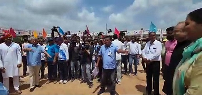 VIDEO : राजस्थान सीएम अशोक गहलोत ने कुछ इस तरह खेली कबड्डी, वायरल हो रहा वीडियो