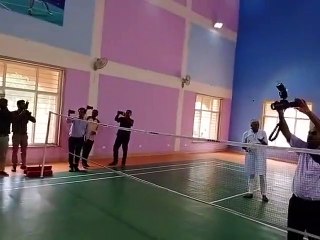 VIDEO : तीन केंद्रीय मंत्रियों ने बैडमिंटन में किए 'दो-दो हाथ', देखें वायरल हो रहा वीडियो