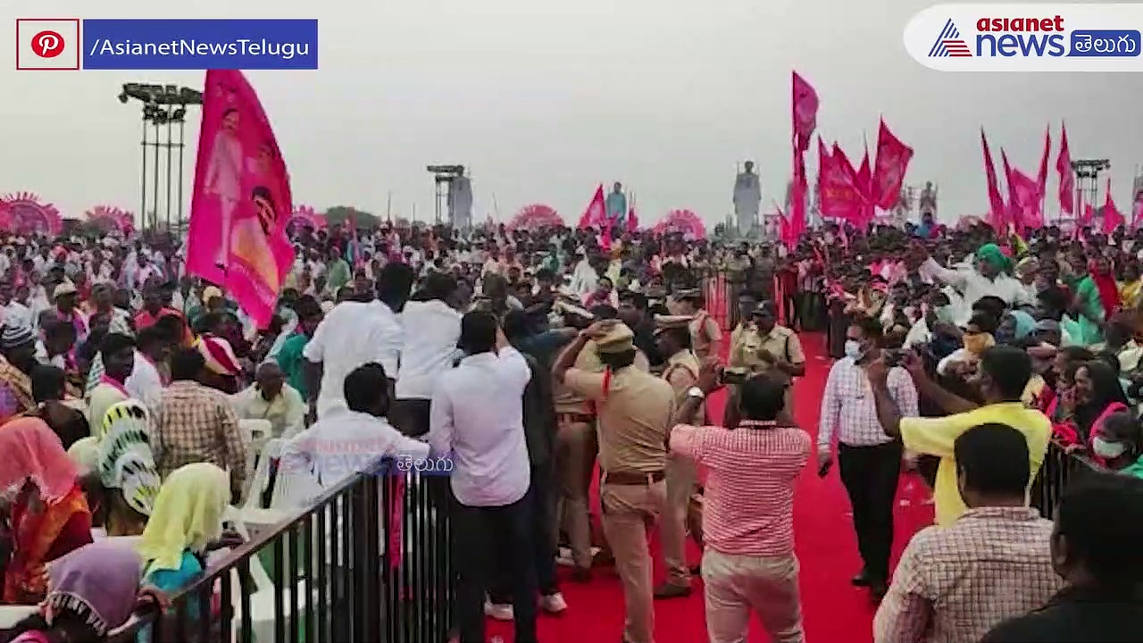 సీఎం కేసీఆర్ ప్రసంగిస్తుండగానే యువకుడి ఆత్మహత్యాయత్నం...పెద్దపల్లి సభలో కలకలం