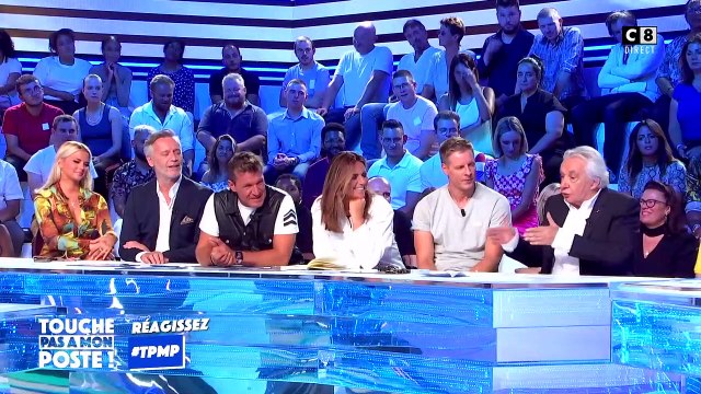 Michel Sardou se paye Jean-Luc Mélenchon dans TPMP : Il veut foutre la merde ! On n'a pas besoin de faire des manifs en ce moment, de casser des magasins.