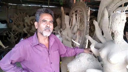 पंजाब के भूसे व बंगाल की श्रृंगार सामग्री, असम के कारीगर बना रहे गणेशजी