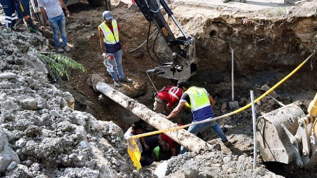 Silivri’de göçük altında kalan işçi kurtarıldı