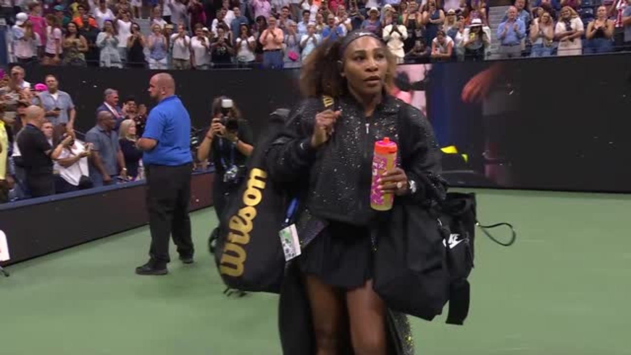 'The GOAT' - Serena given hero's welcome at US Open