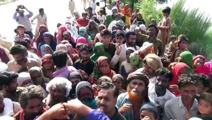 Um terço do Paquistão foi inundado por enchentes